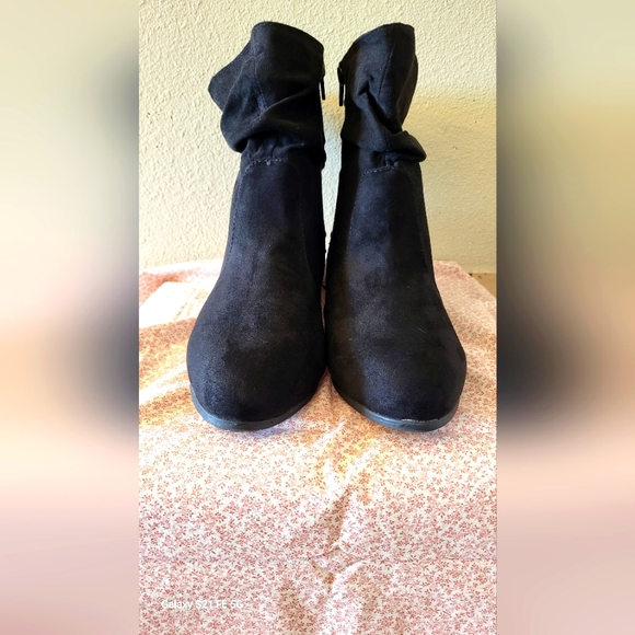 BLACK ANGELICA BOOTIES - Picture 2 of 9